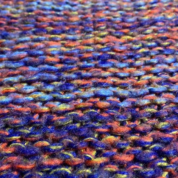 Wet Seal Woman’s Knit Sweater Size Medium (could work for a small) - Picture 7 of 13